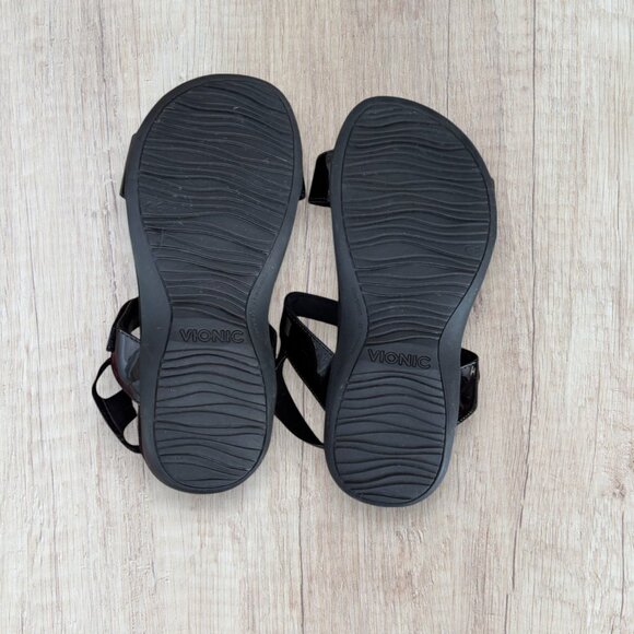 VIONIC Farra Black Ankle Strap Medallion Comfort Sandals Womens 7 WIDE - Picture 7 of 9